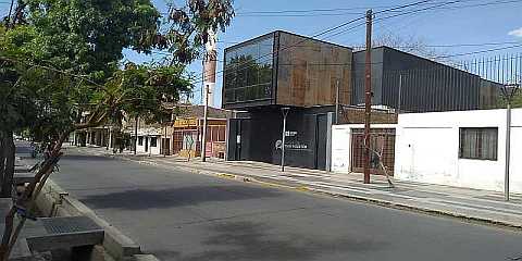 Casa Natal de Mercedes San Martín y Escalada, Mendoza. Sitio histórico donde nació la hija del General, patrimonio cultural y Lugar Histórico Nacional en calle Corrientes 343 de la Ciudad de Mendoza. Decreto Nacional 368.