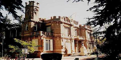 Chalets Giol y Gargantini, Mendoza. Residencias históricas de la vitivinicultura monumental, patrimonio arquitectónico y Monumento Histórico Nacional en Maipú. Ley Nacional 25002.