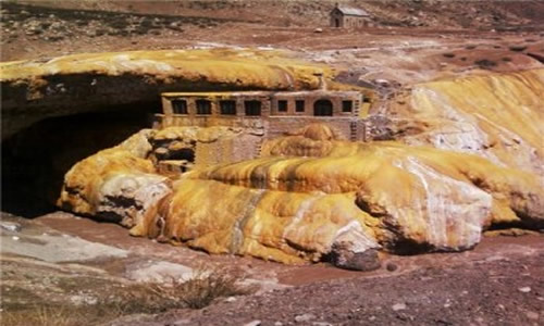 Monumento Natural Puente del Inca Mendoza Argentina