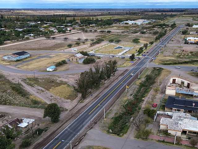 Foto: Municipalidad de General Alvear Tramo asfaltado de la Ruta Provincial 171: corredor vial de conectividad en General Alvear