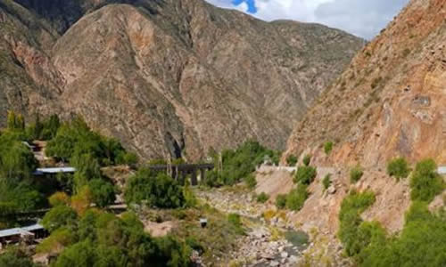 Puente Colgante y Rio Mendoza Cacheuta Lujan de Cuyo Mendoza Argentina