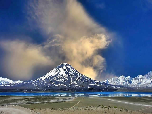 Volcán Maipo Laguna del Diamante San Carlos Mendoza Argentina